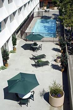Jack London 2* Oakland